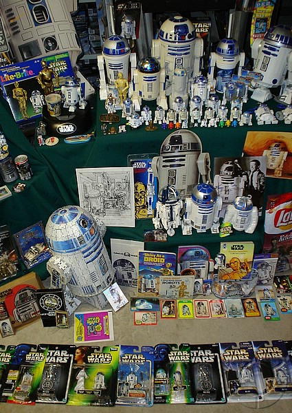 r2d2 Collection 003.jpg